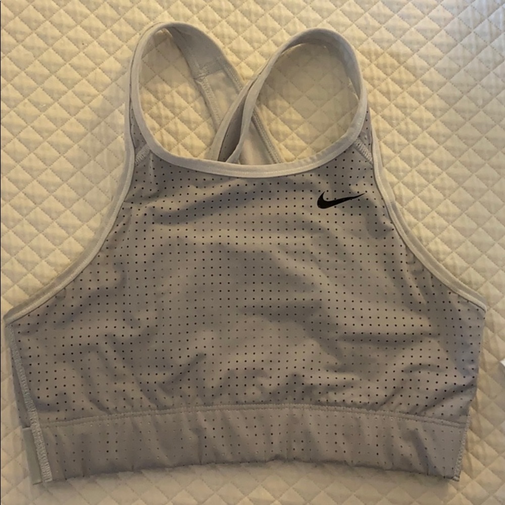 nike bra